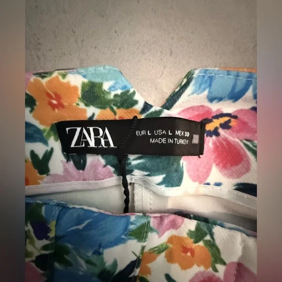 Zara retro taper fit floral pants- slacks. M - Picture 6 of 12